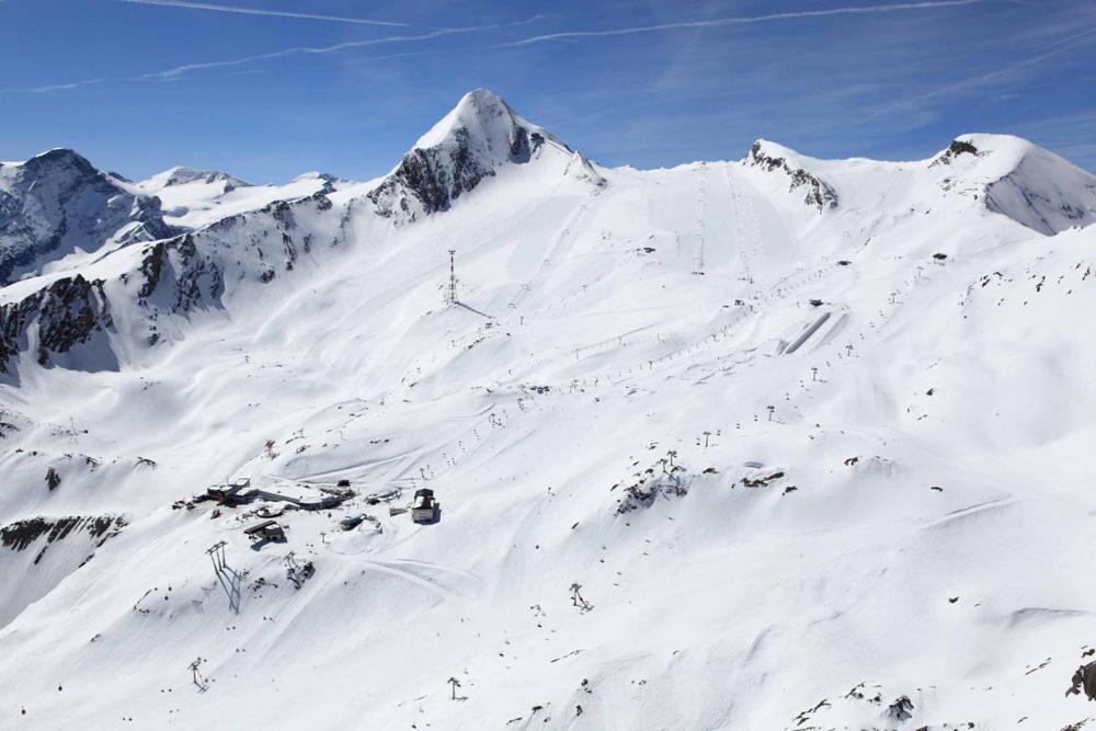 Alpinresort Kaprun 4 Exteriör bild