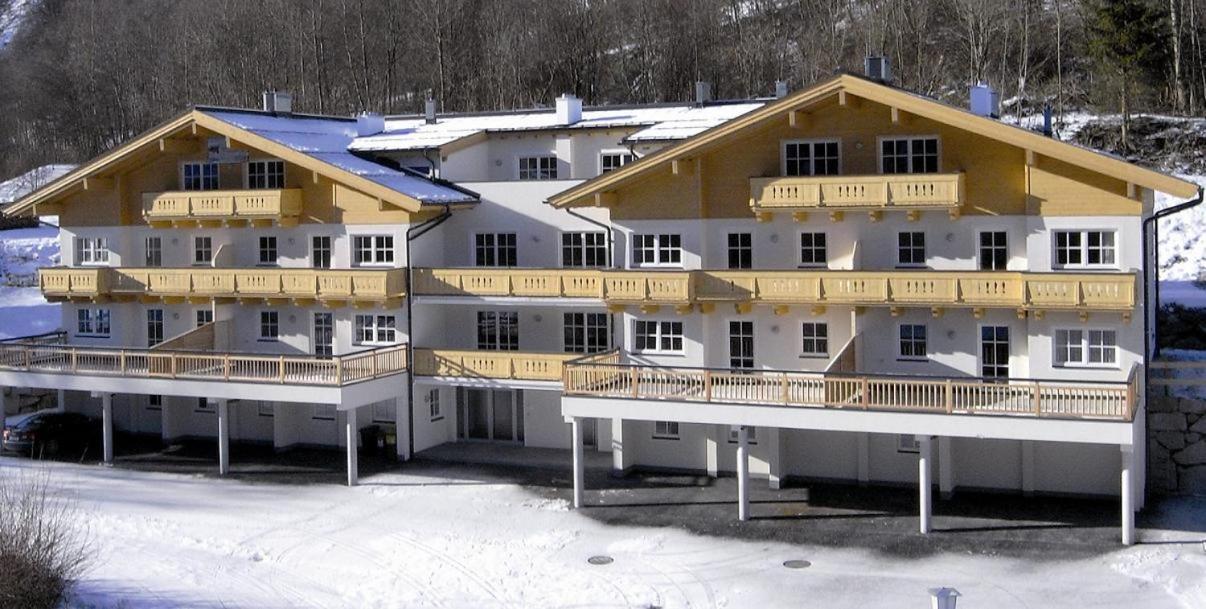 Alpinresort Kaprun 4 Exteriör bild