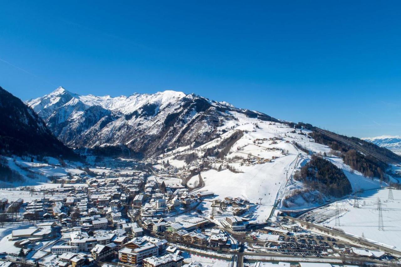 Alpinresort Kaprun 4 Exteriör bild